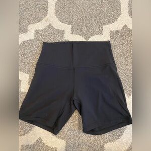 Lululemon Align Shorts 6inch - Size 8